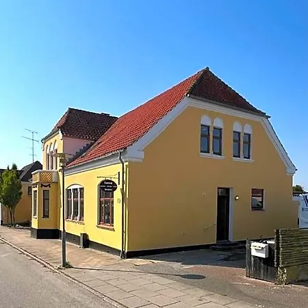 Folsted - Vaerelse 105 Fri Parkering *